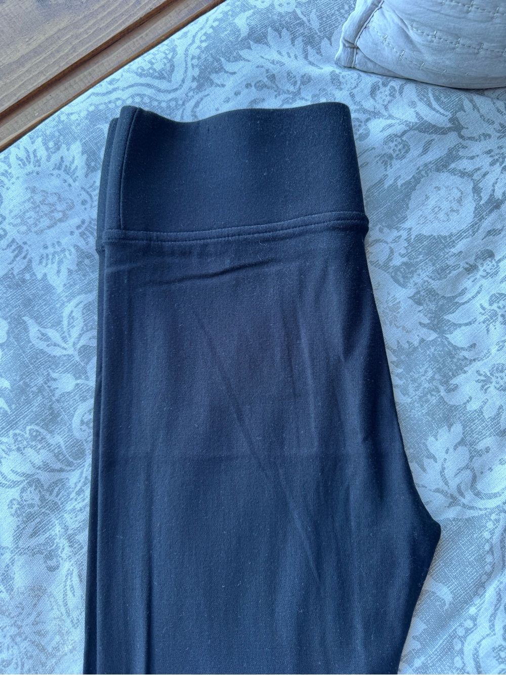 Lou and Grey black leggings